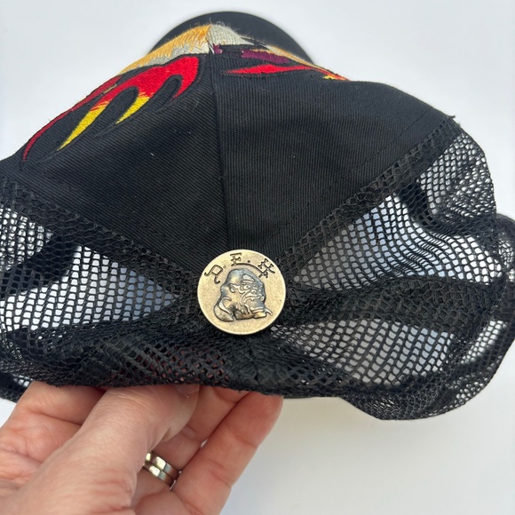 Ed Hardy Embroidered Skull Trucker Cap - Unisex - Picture 8 of 10